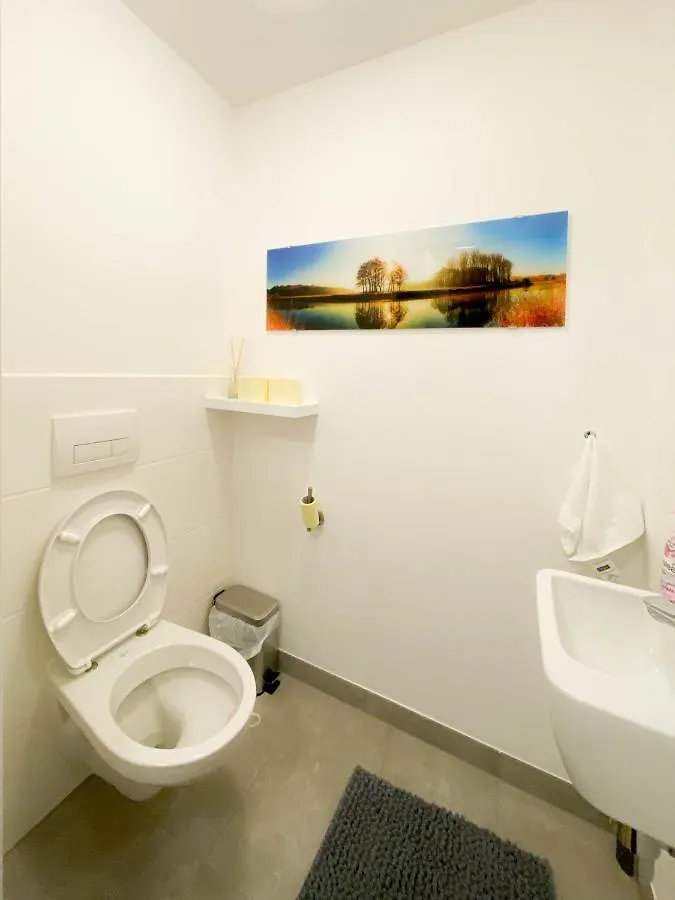 International Apartment Vienna 0*,  Austria